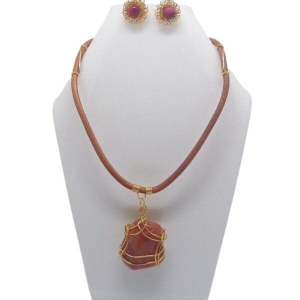 Juego de Collar Gargantilla y Aretes Poder Carmesí